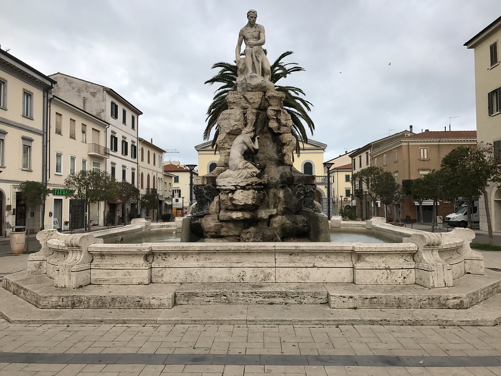 Piazza Gramsci - Cecina Centro